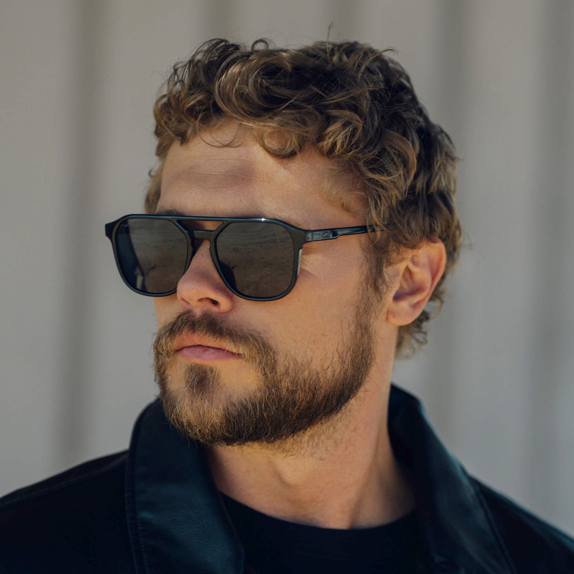 Hunter | 1062 Polarized