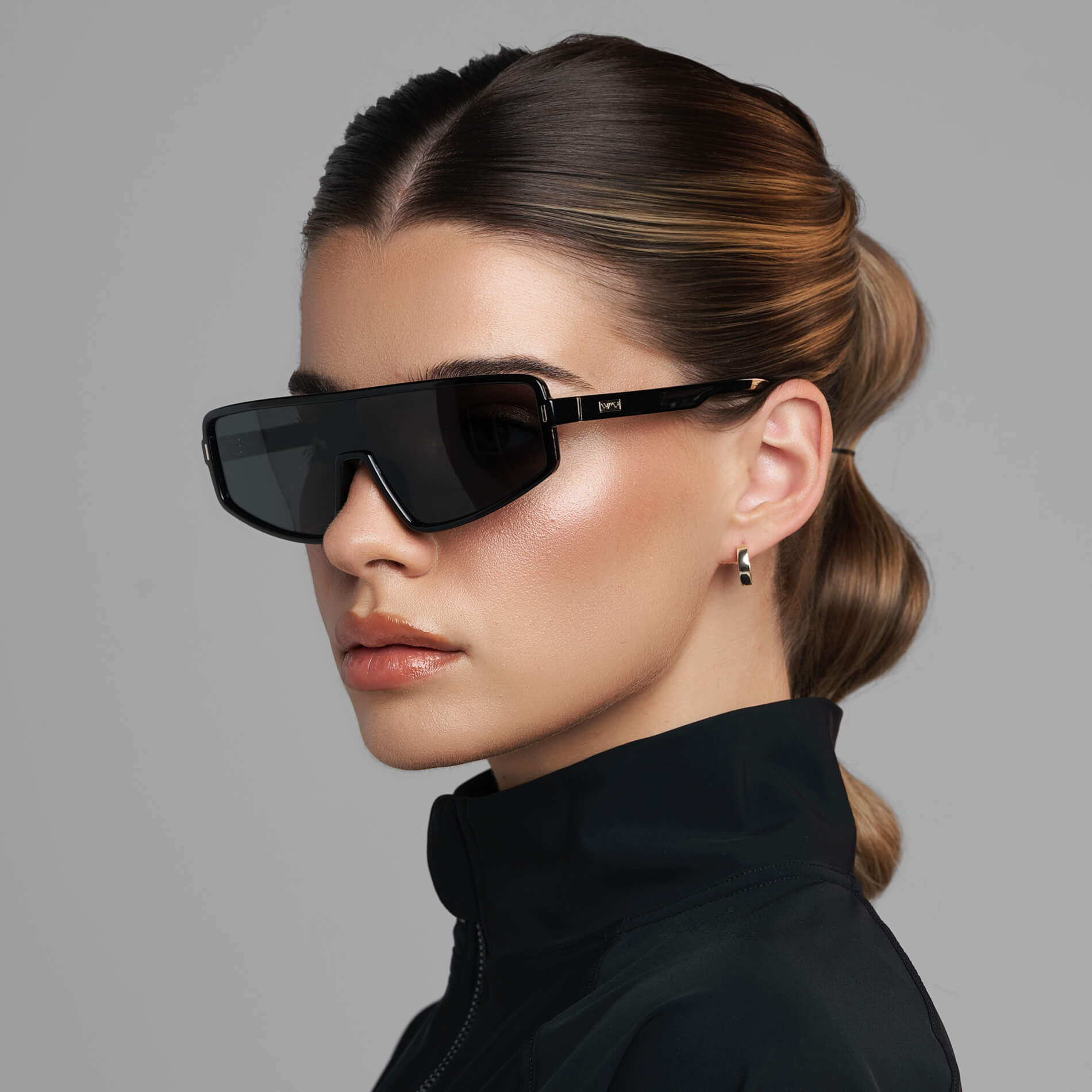 Nova | 1133 Polarized