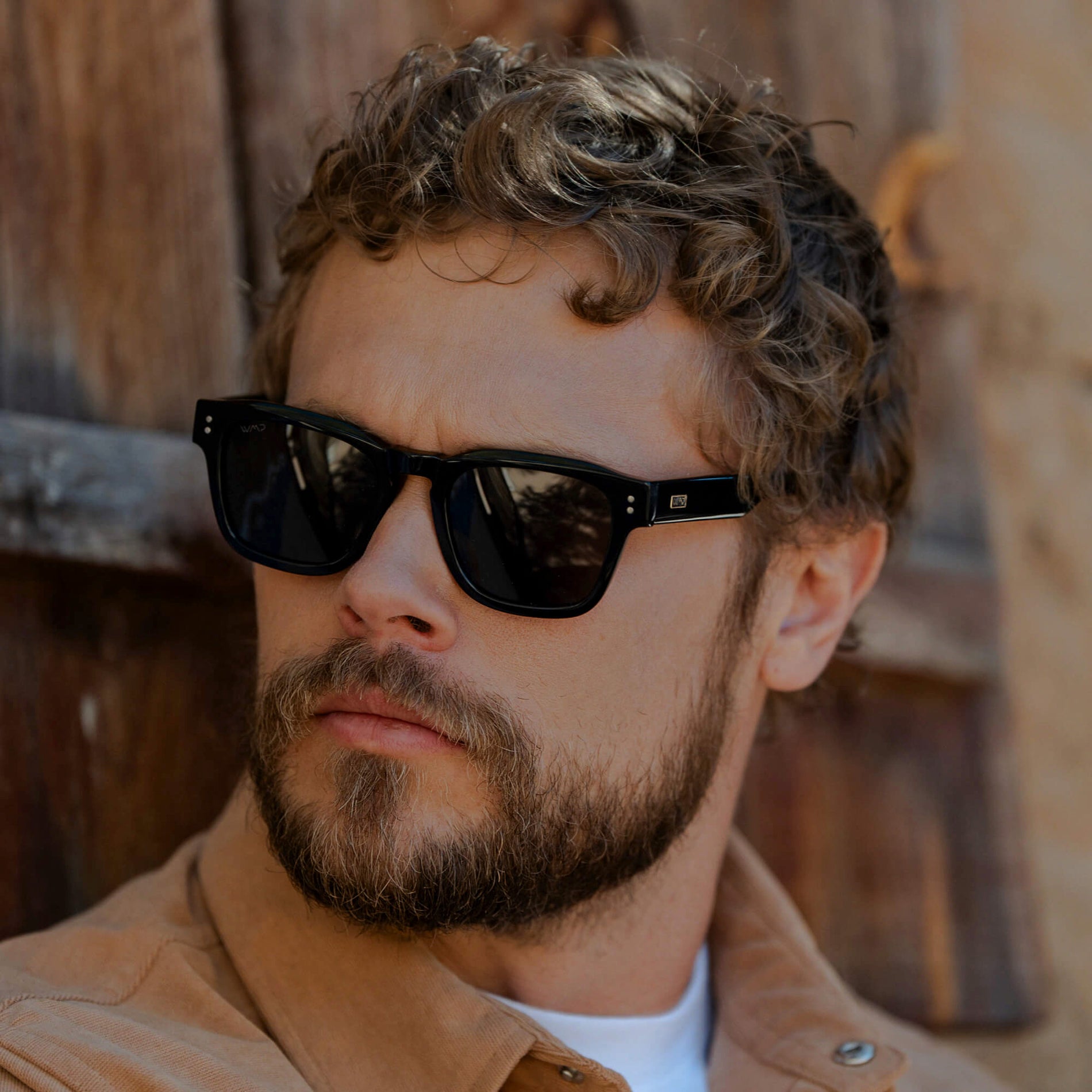 Wayne | 1104 Polarized