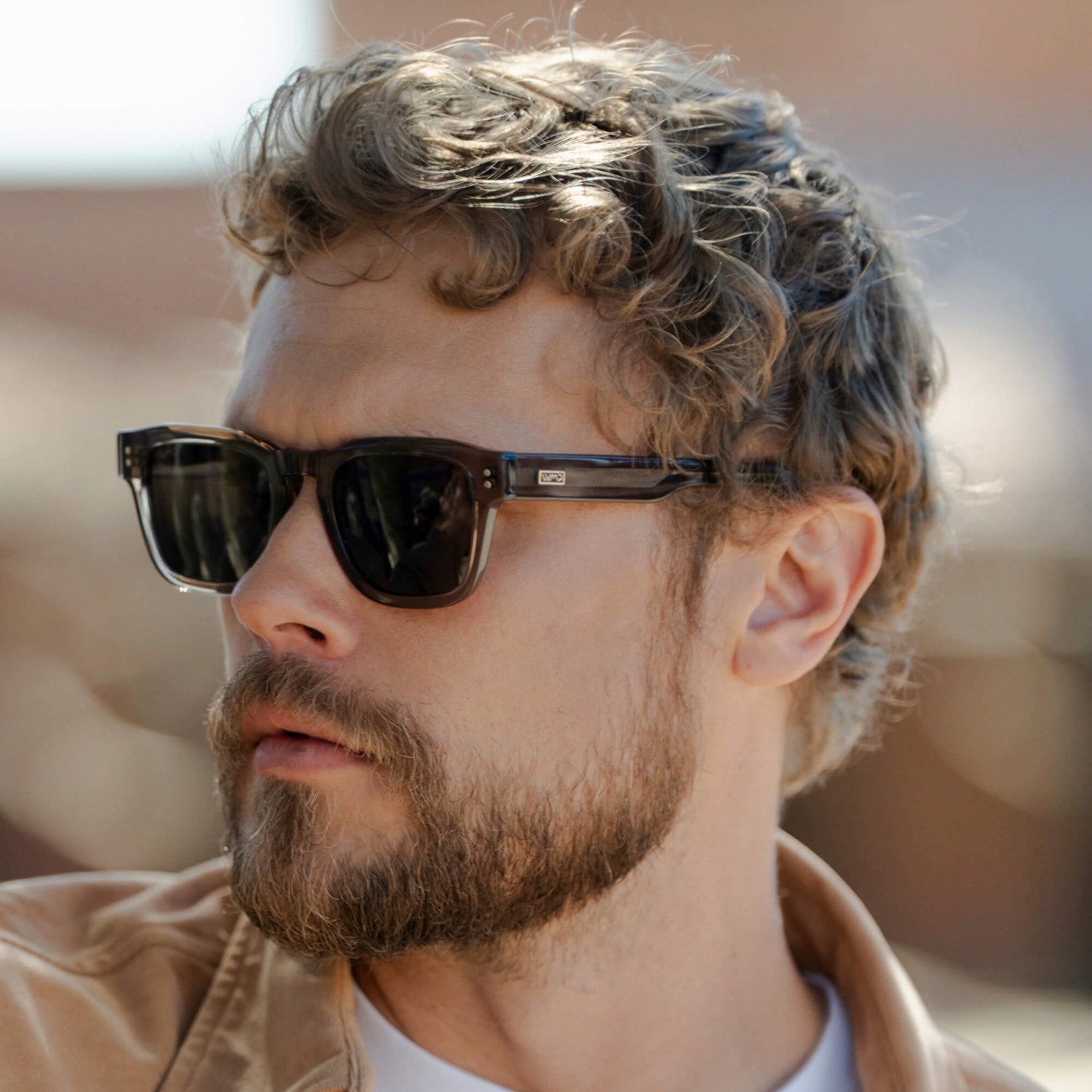 Wayne | 1104 Polarized